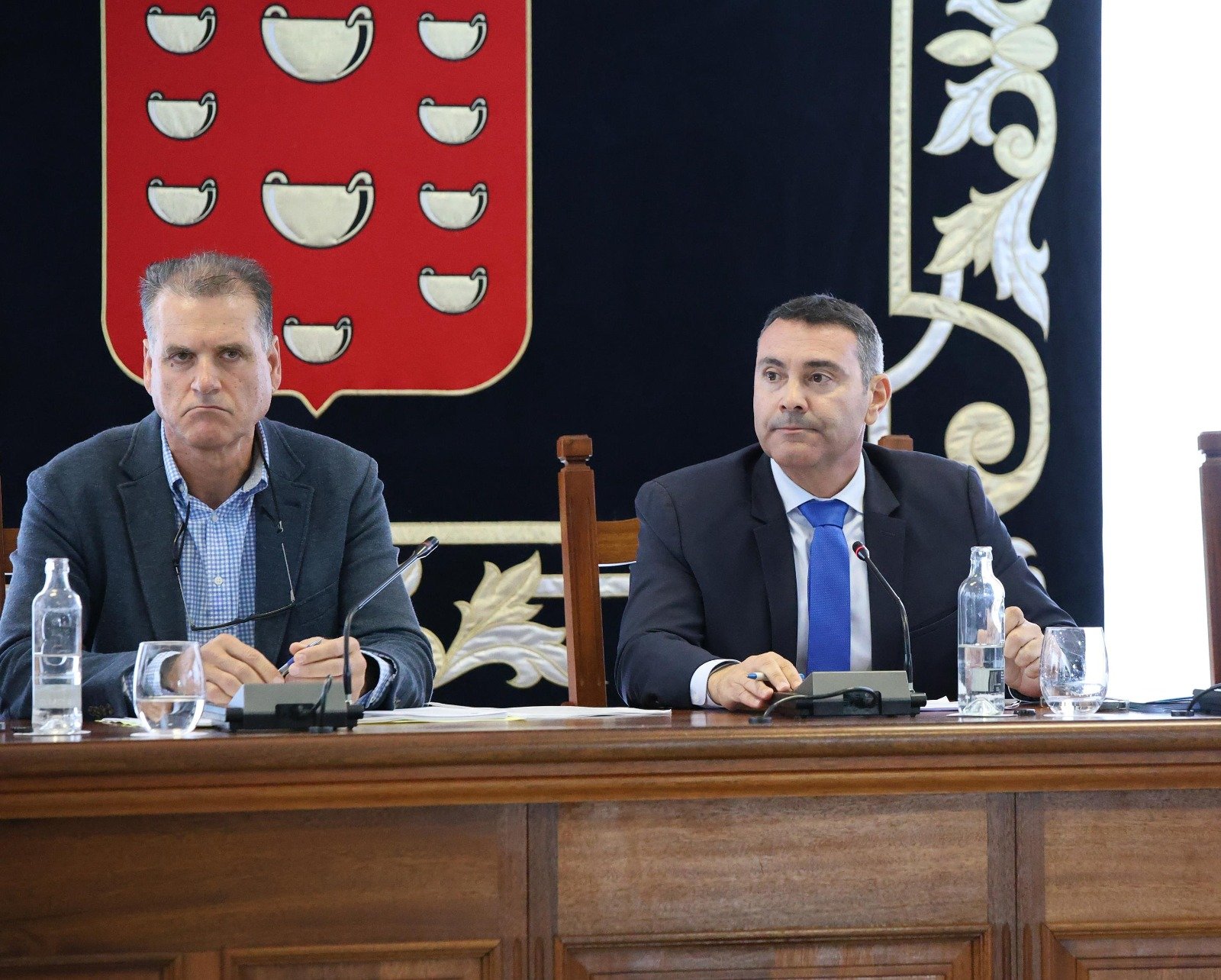 Oswaldo Betancort junto a Domingo Cejas.