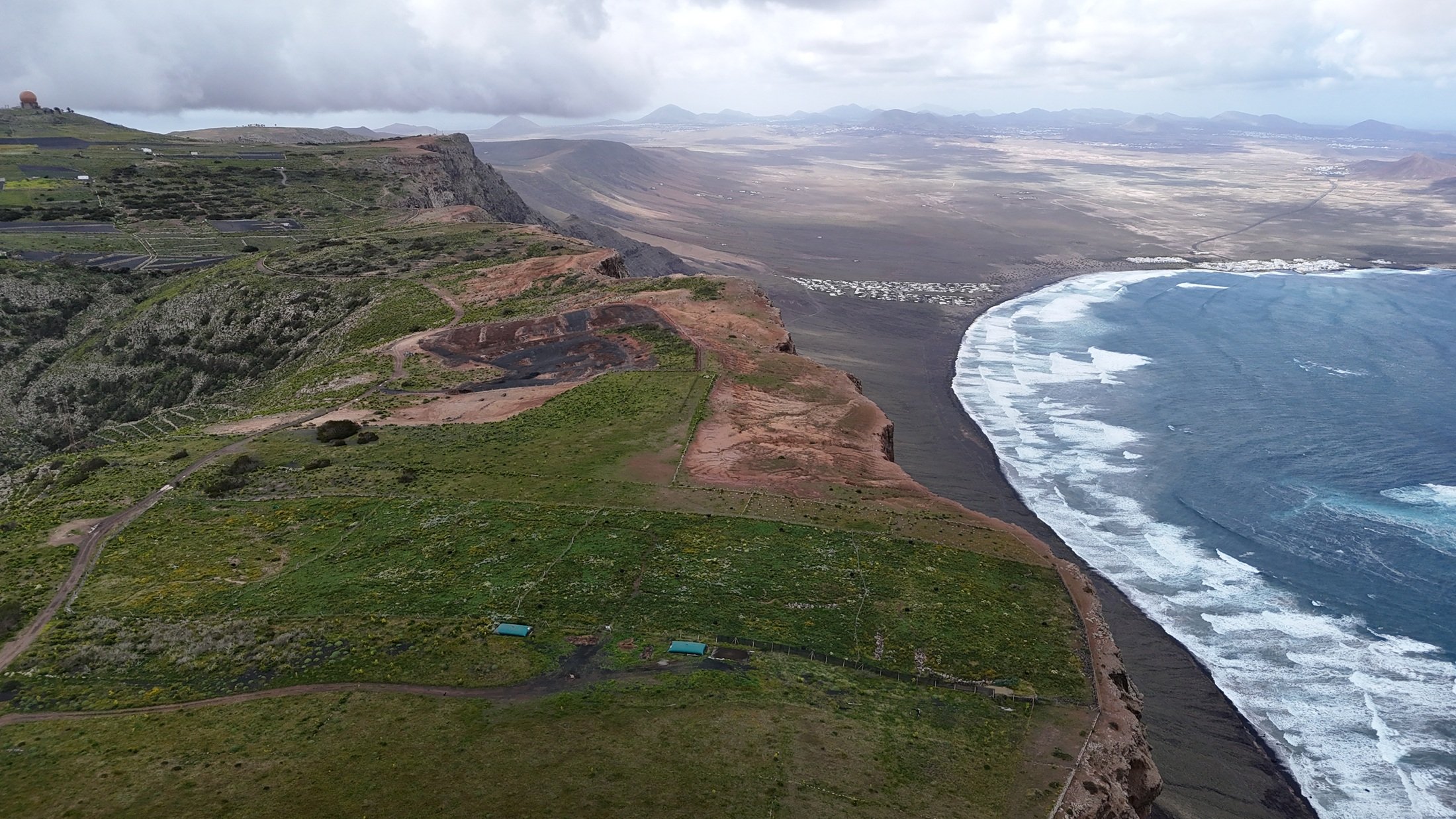 Trabajos de restauración de las cumbres de Famara Trabajos de restauración de las cumbres de Famara