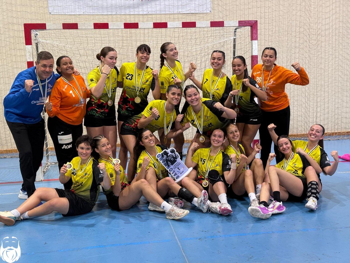 Puerto del Carmen campeonas de Canarias Juvenil