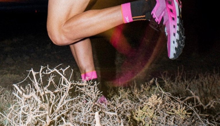 Una de las imágenes de la campaña publicitaria en un espacio protegido de Lanzarote Una de las imágenes de la campaña publicitaria en un espacio protegido de Lanzarote