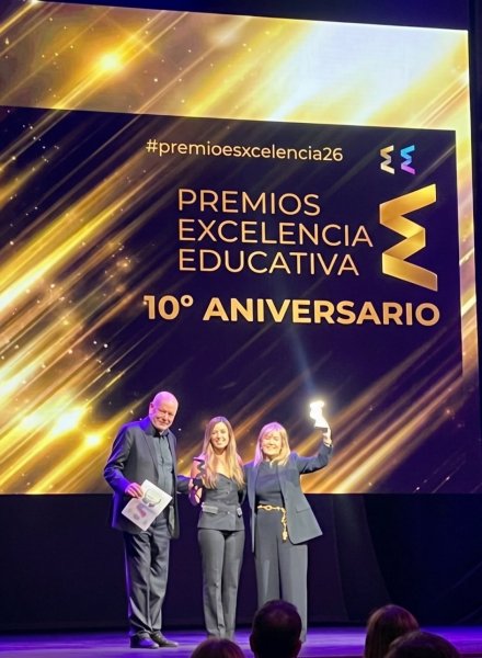 Award for educational excellence to CIPF Micositemas