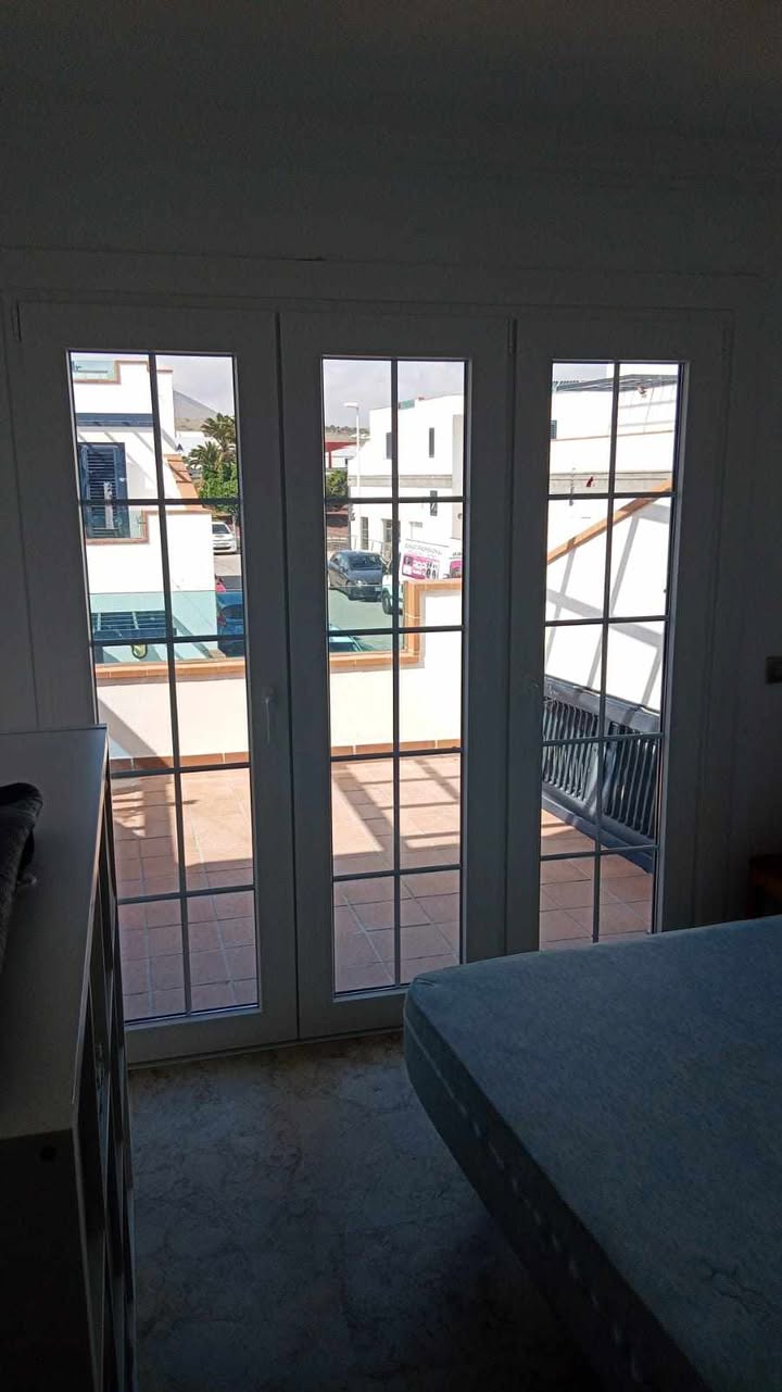 Material sustraído de la insonorización