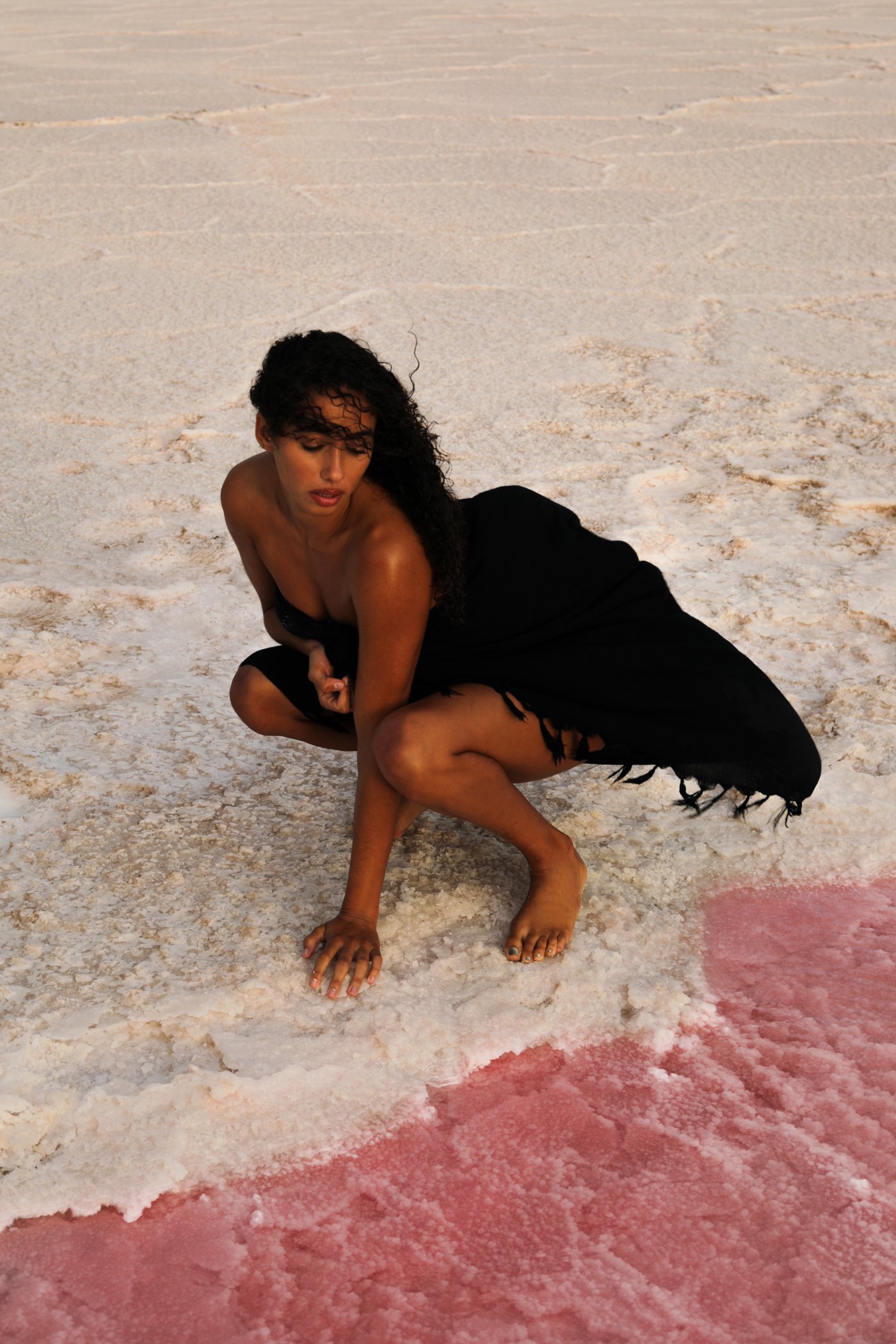 La lanzaroteña Eva Ruiz en Salinas del Janubio.