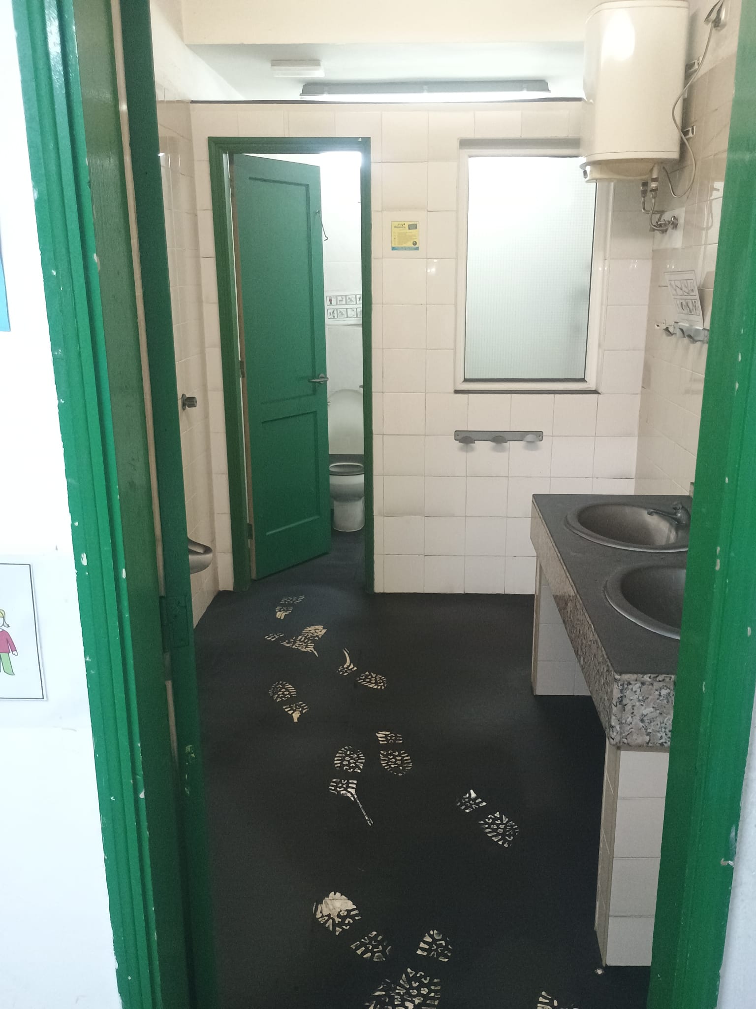 Actos vandálicos en el colegio Los Geranios 