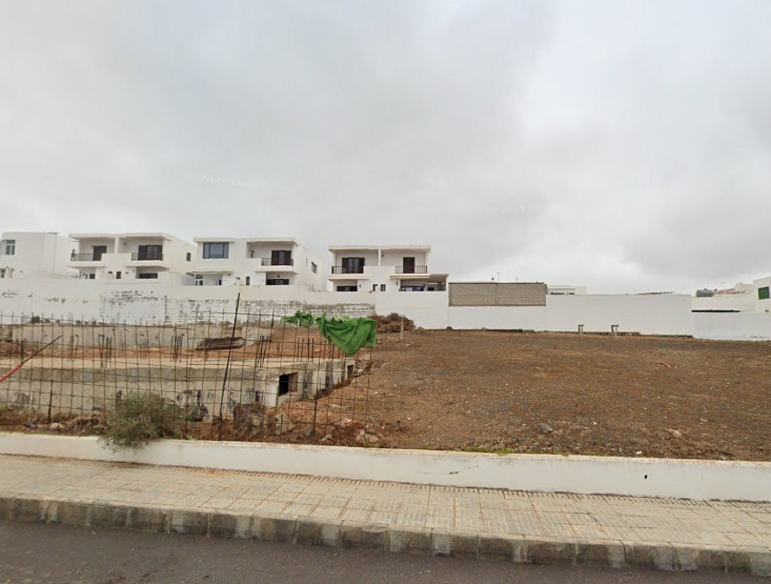 Terreno a subasta en San Bartolomé. Foto: Google Maps.