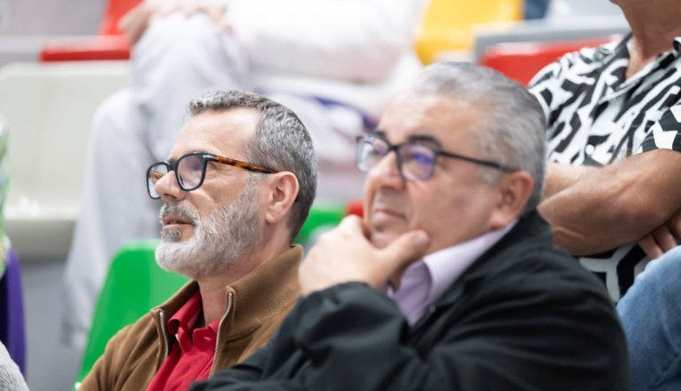 Entre los asistentes estaban Blas Parrilla, vicepresidente de la RFEBM y presidente de la Federación Canaria de Balonmano