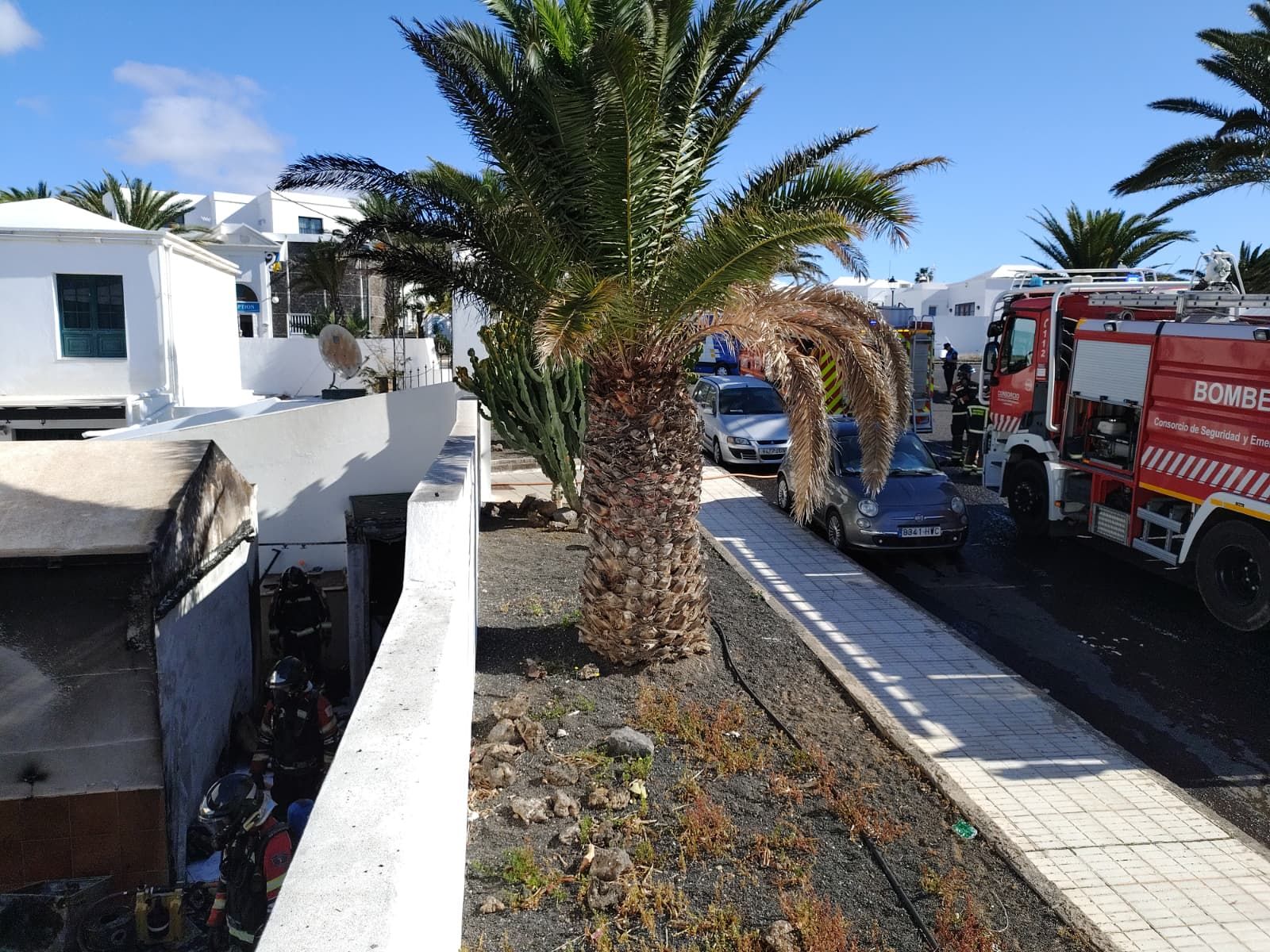 Incendio en una vivienda en Costa Teguise 