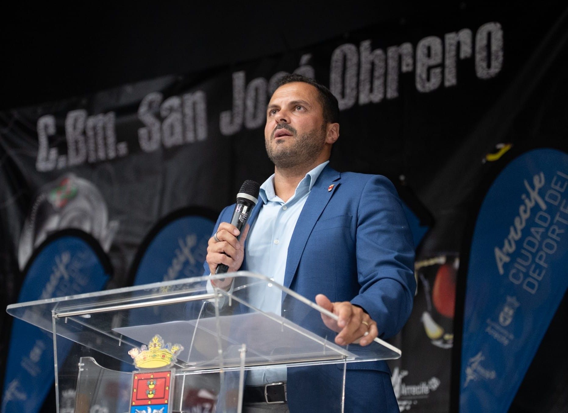 El alcalde Yonathan de León adelantó a los vecinos y deportistas de Titerroy esta nueva instalación en el Pabellón Municipal de Titerroy con una inversión de 400.000 euros 