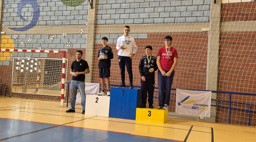 Lanzarote Raqueta Club brilla en el Campeonato de Canarias Escolar Sub-15 y Sub-17
