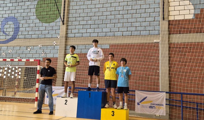 Lanzarote Raqueta Club brilla en el Campeonato de Canarias Escolar Sub-15 y Sub-17