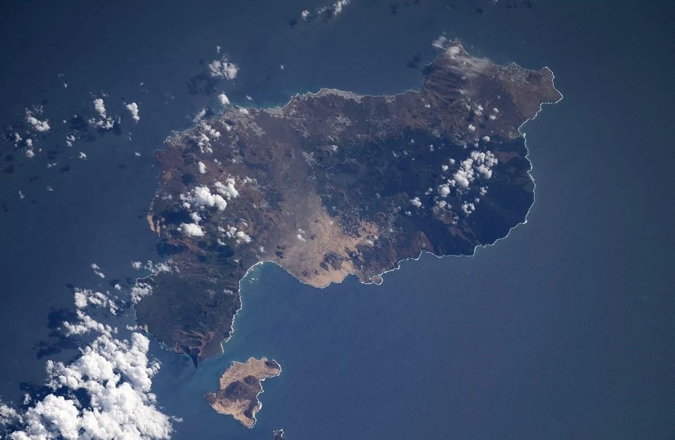 Imagen de Lanzarote y La Graciosa desde el espacio. Foto: Agencia Espacial Europea