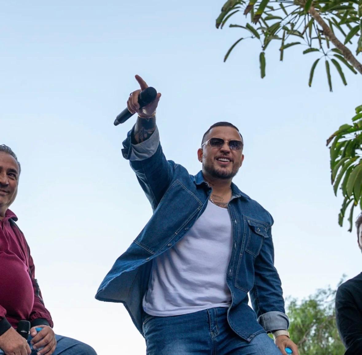 El cantante Jessi Uribe en la presentación del Festival Isla Latina en Arrecife