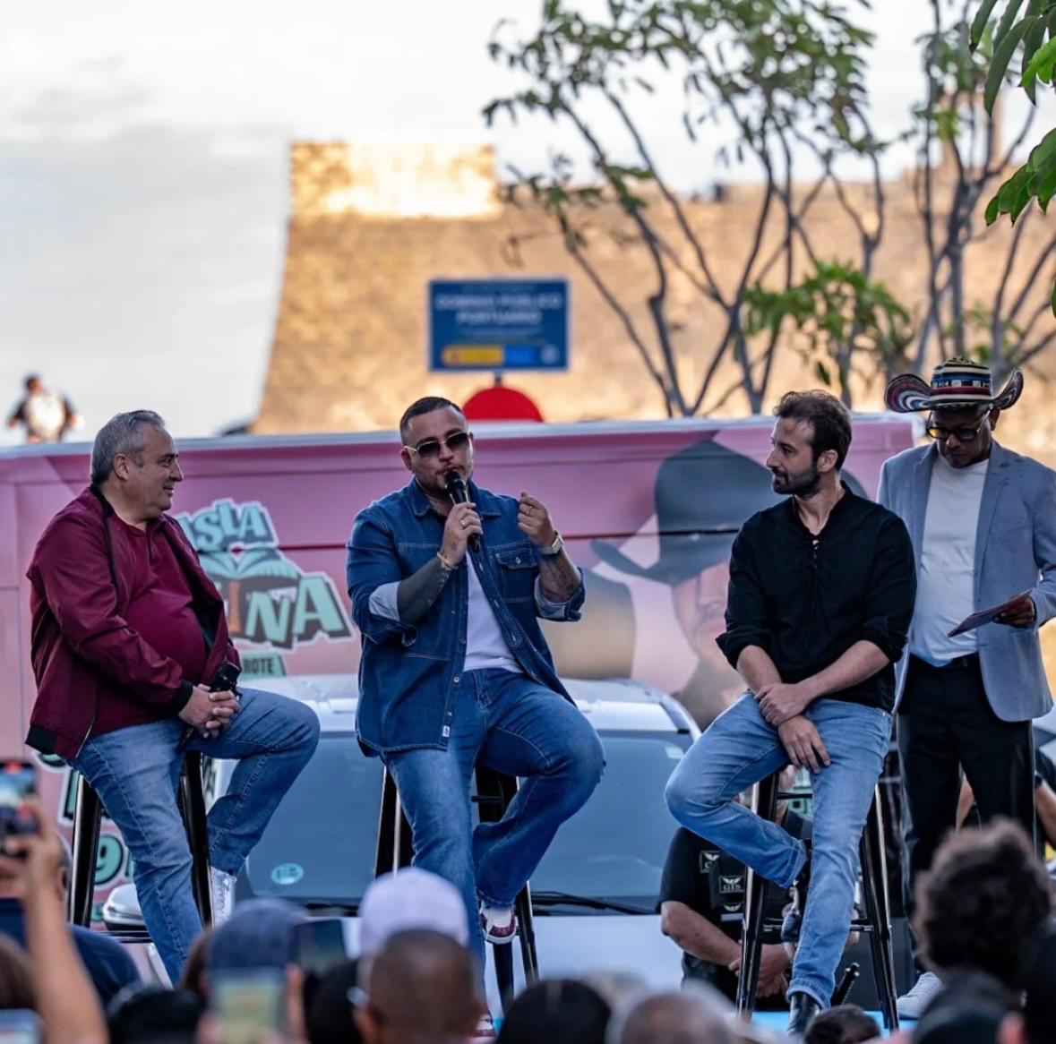 El cantante Jessi Uribe en la presentación del Festival Isla Latina en Arrecife