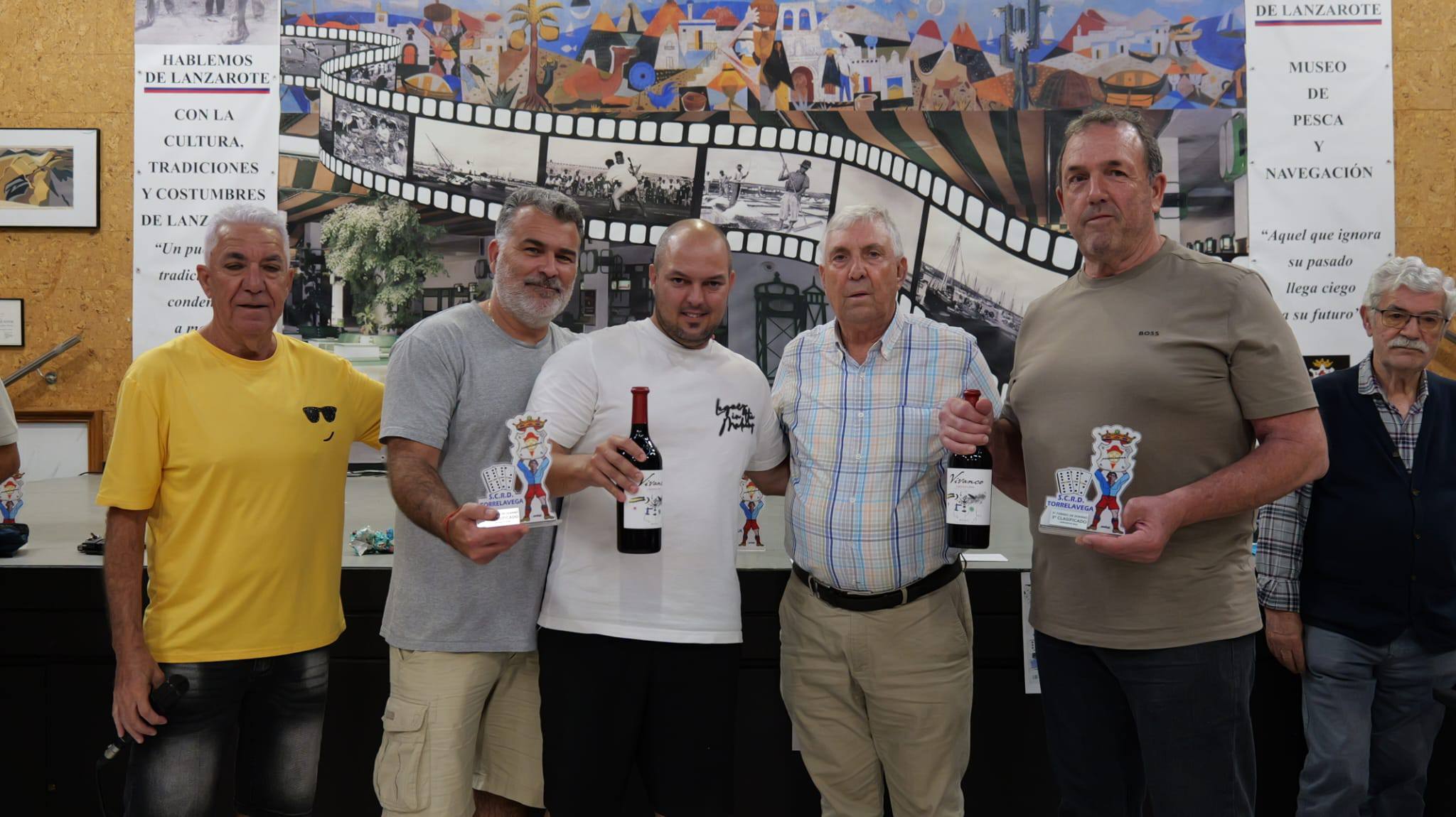 'Tercer Torneo de Dominó'