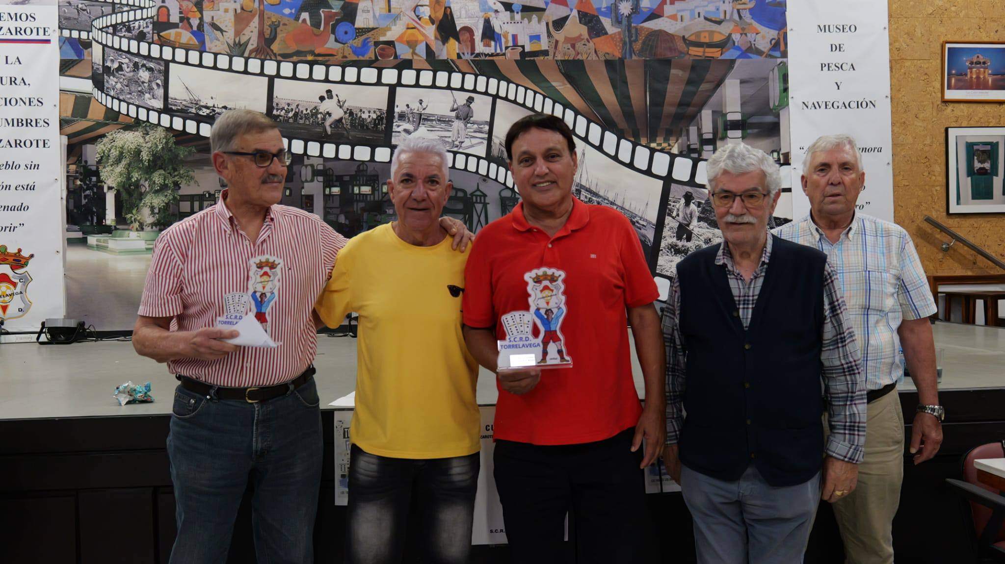 'Tercer Torneo de Dominó'