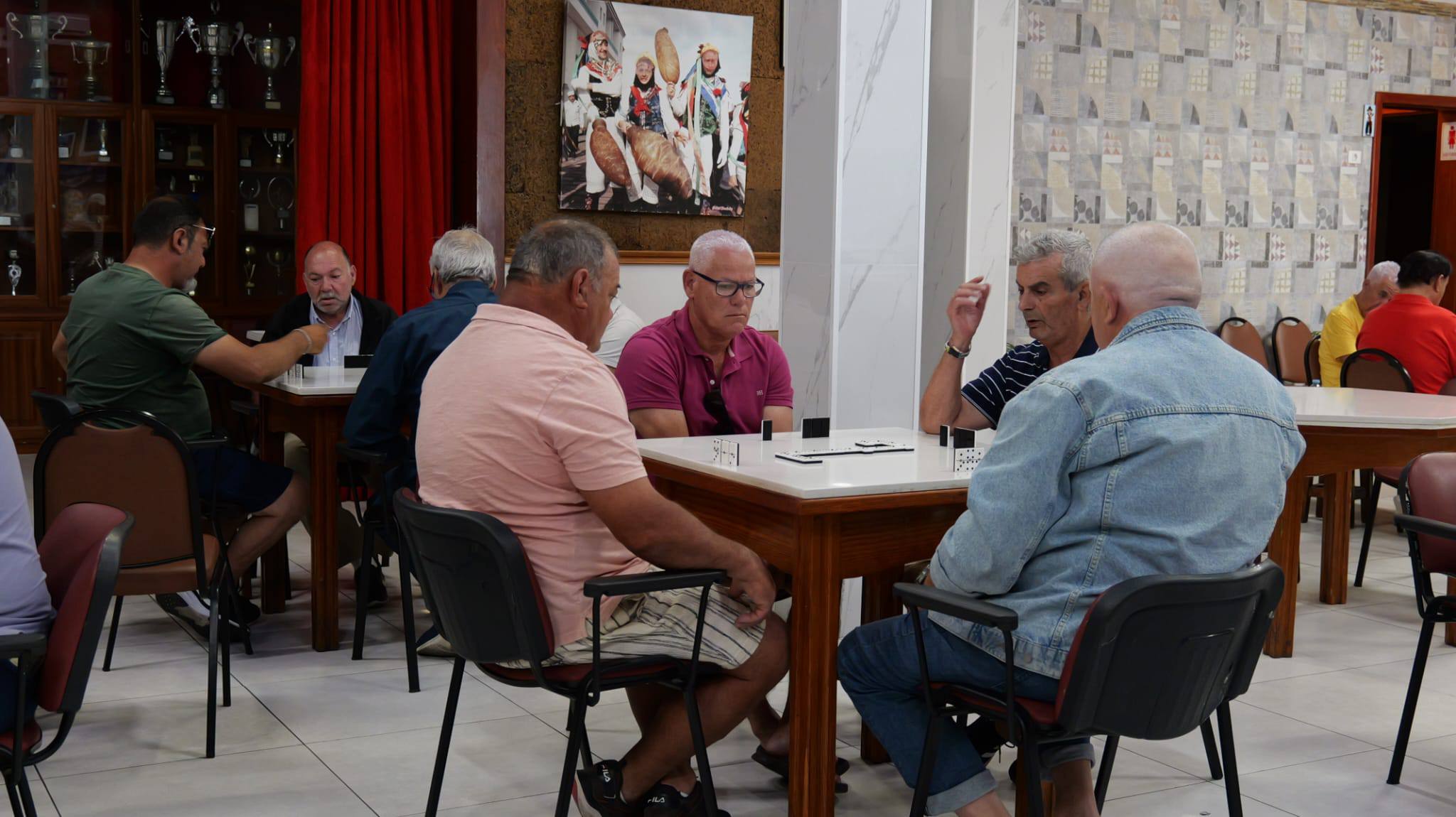 'Tercer Torneo de Dominó'