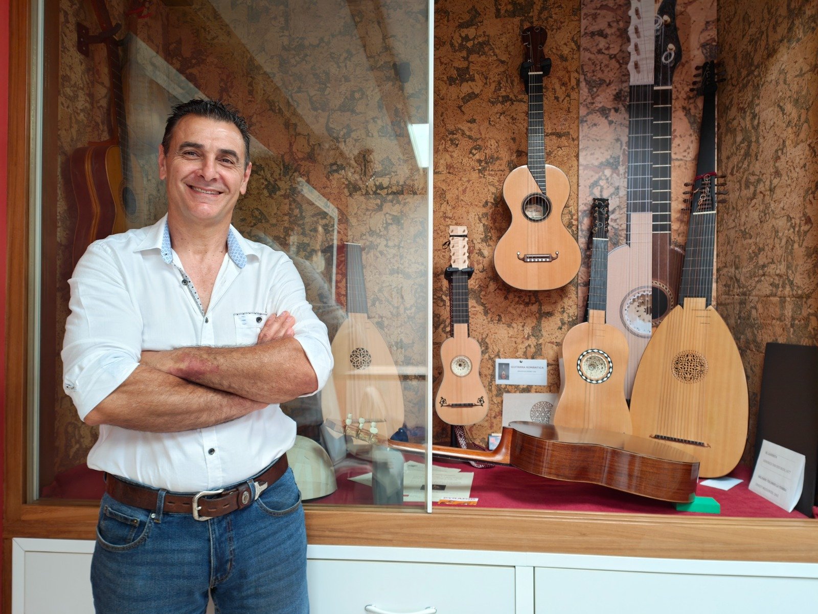 Paco Dorta y sus instrumentos