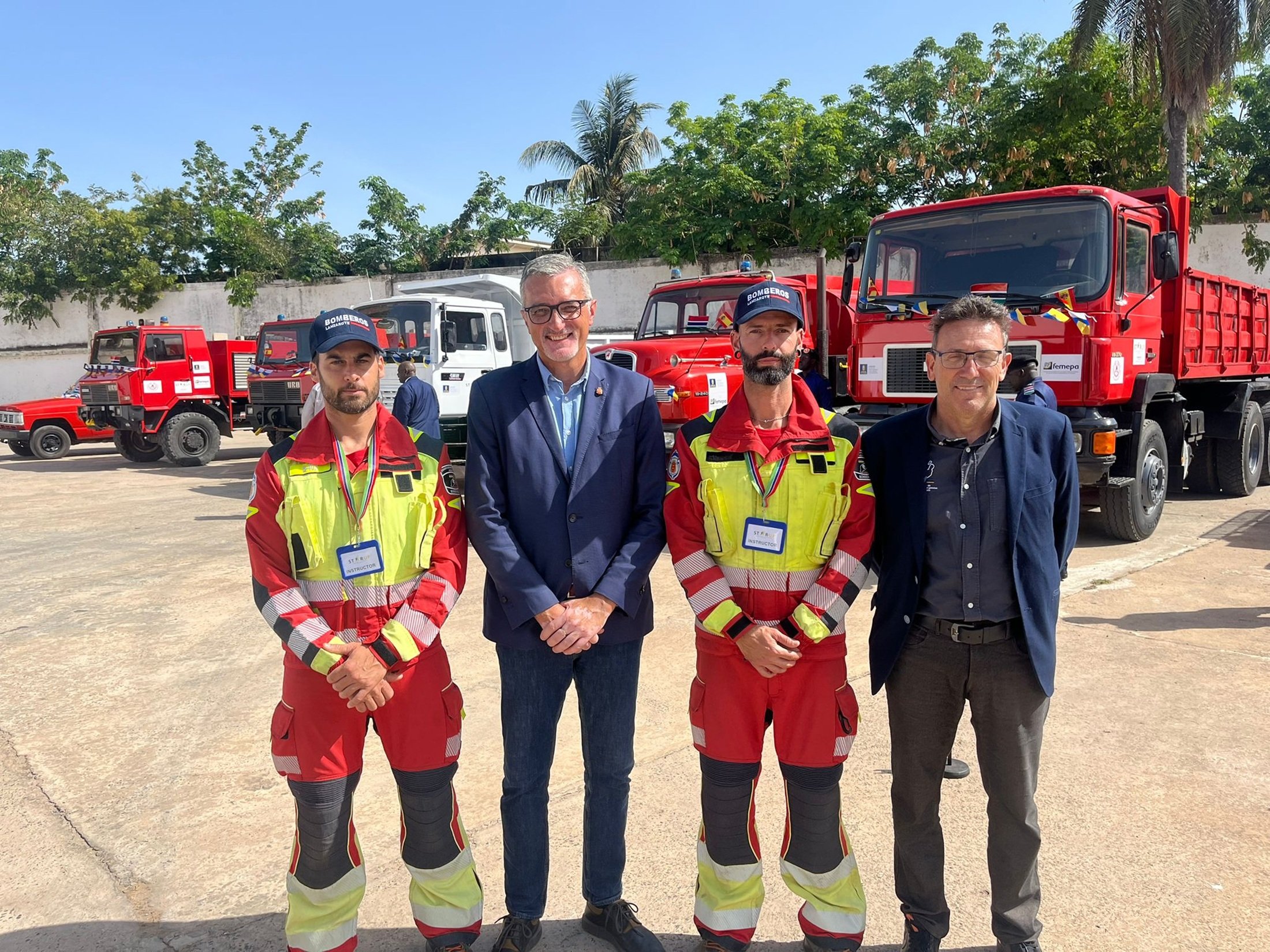 Bomberos de Lanzarote en Gambia