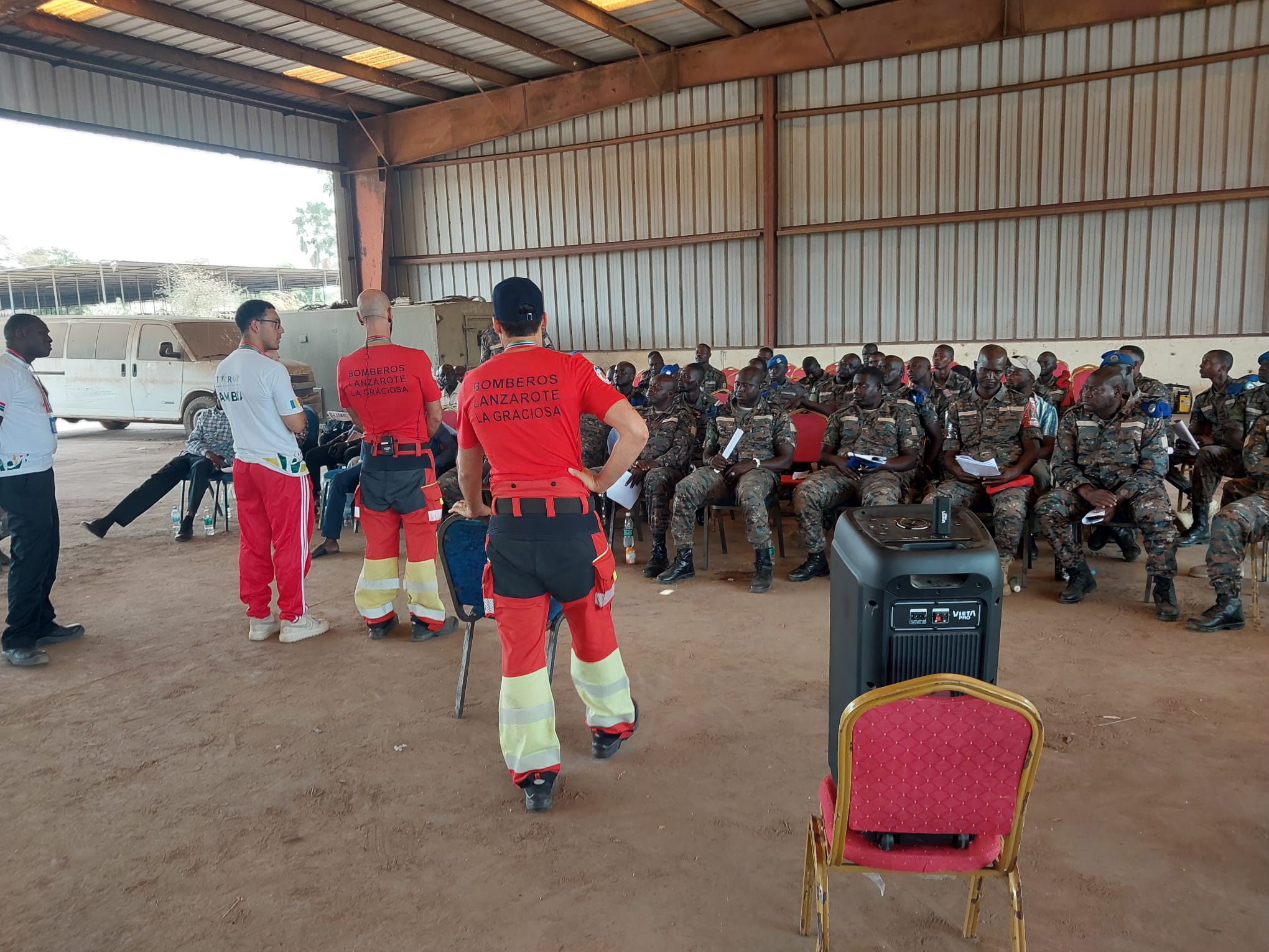 Bomberos de Lanzarote en Gambia (1)