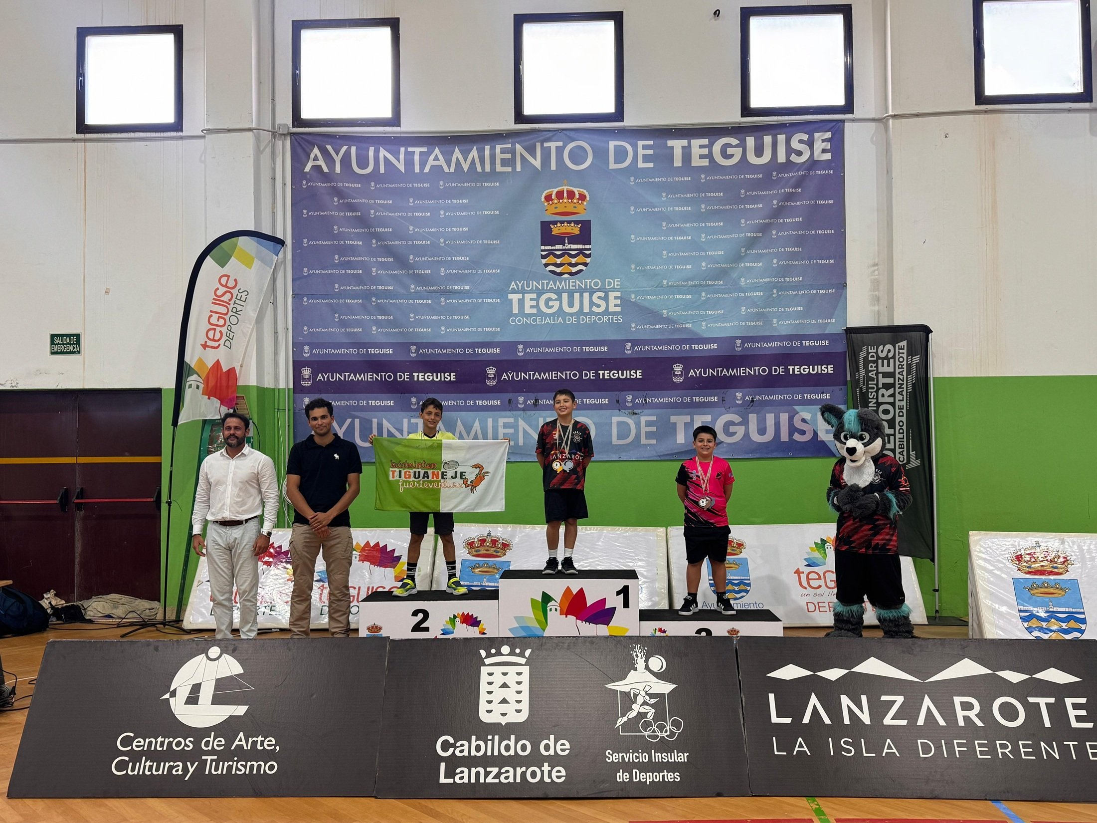 Auria Bádminton Club. TOP TTR Teguise (1)ff