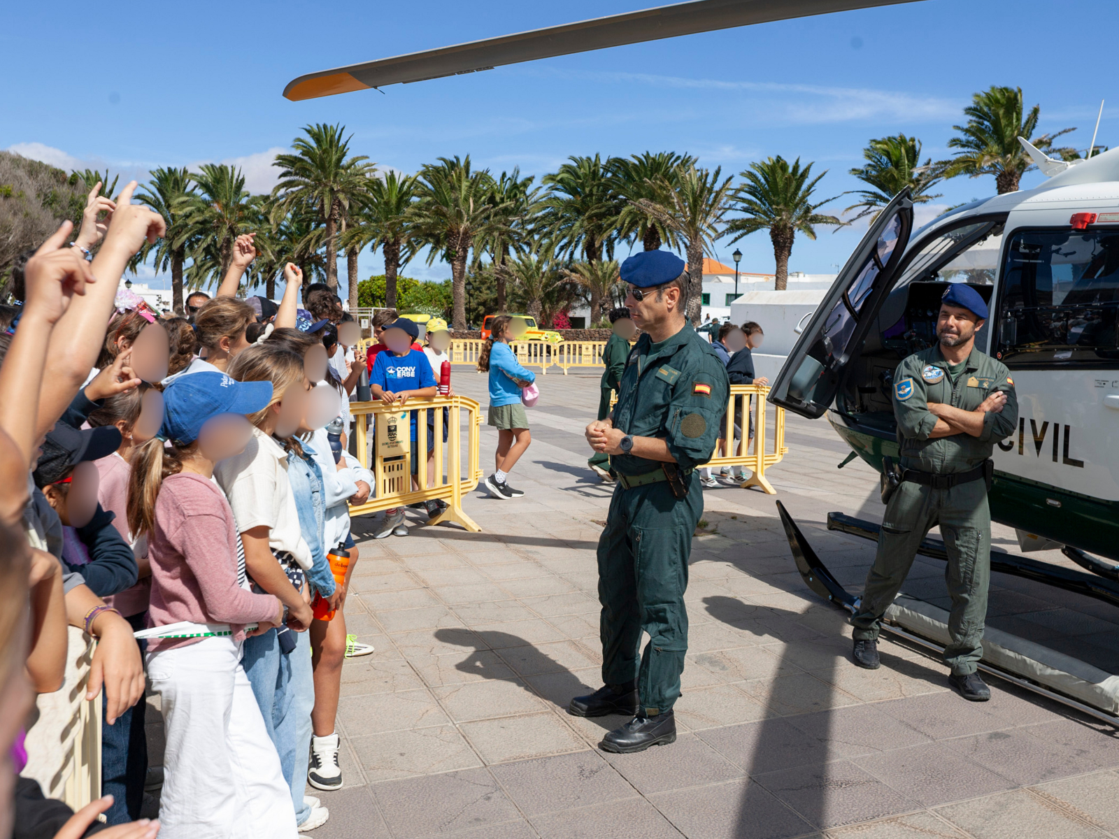 Acto conmemorativo de la Guardia Civil en Teguise. Fotos: Juan Mateos. Acto conmemorativo de la Guardia Civil en Teguise. Fotos: Juan Mateos.