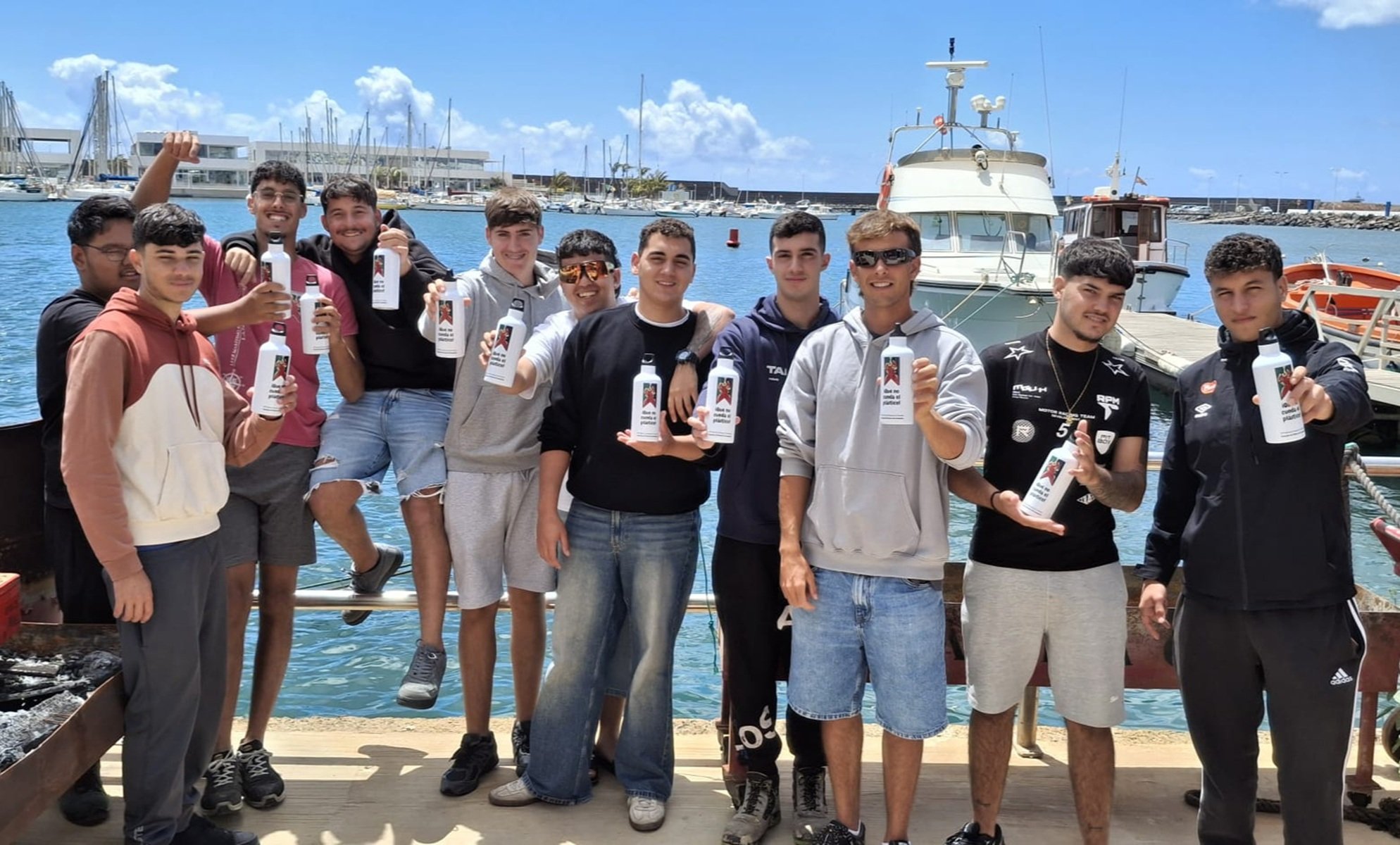 Estudiantes de la Escuela de Pesca de Lanzarote