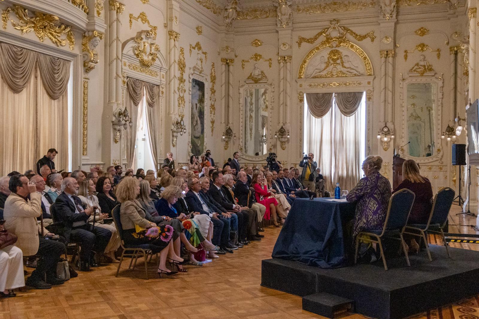 Homenaje al artista Pepe Dámaso