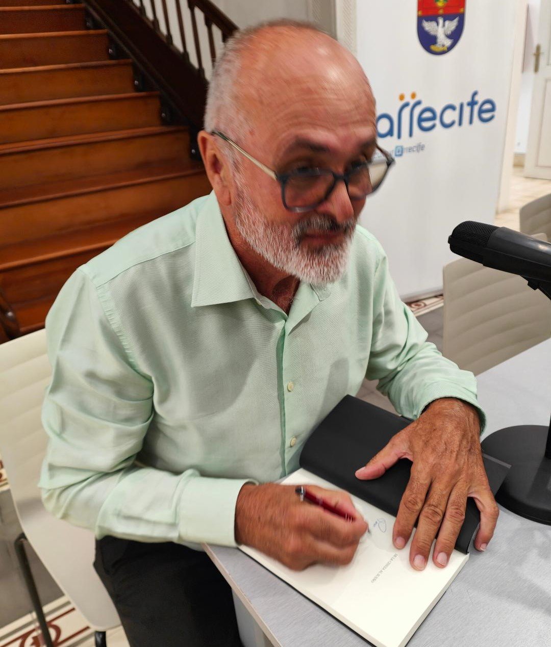 Presentación del poemario 'De la ceniza al Sueño' Presentación del poemario 'De la ceniza al Sueño'