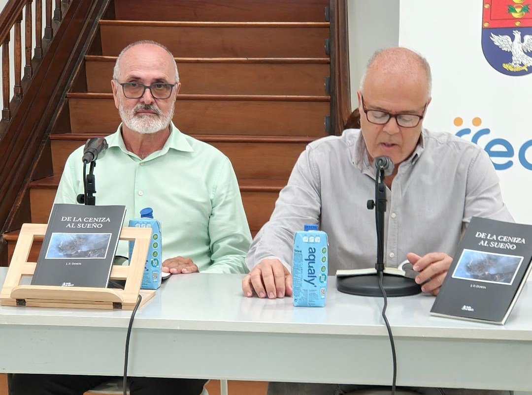 Presentación del poemario 'De la ceniza al Sueño' Presentación del poemario 'De la ceniza al Sueño'