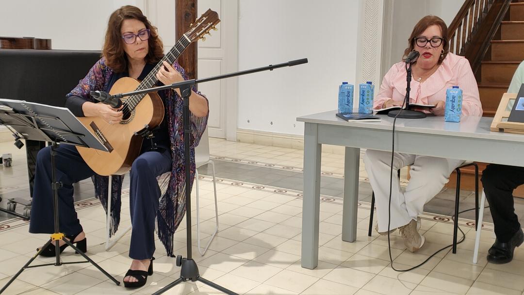 Presentación del poemario 'De la ceniza al Sueño' Presentación del poemario 'De la ceniza al Sueño'