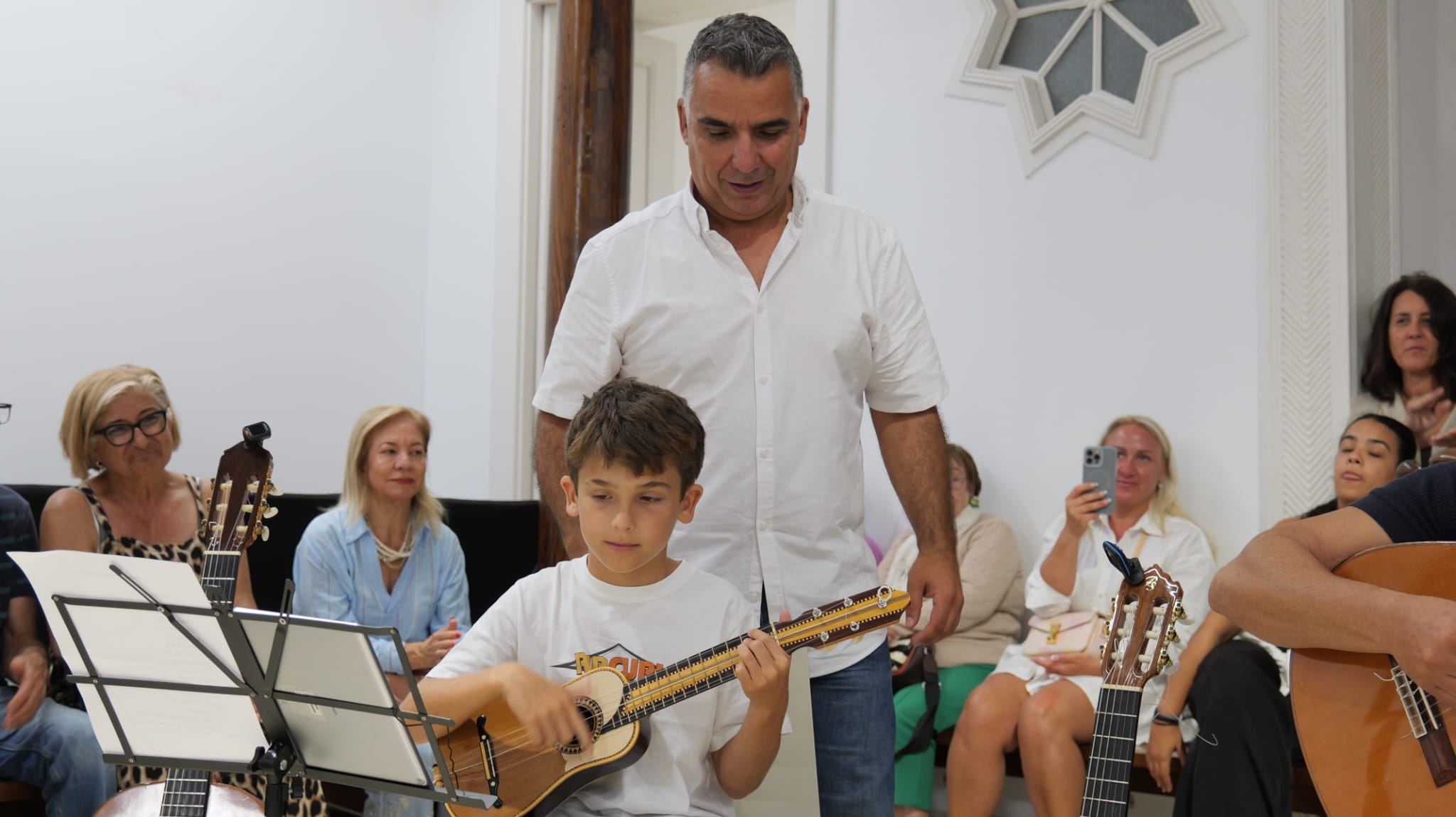 Arrecife se convierte en refugio de la música con el concierto 'Mano a mano' 