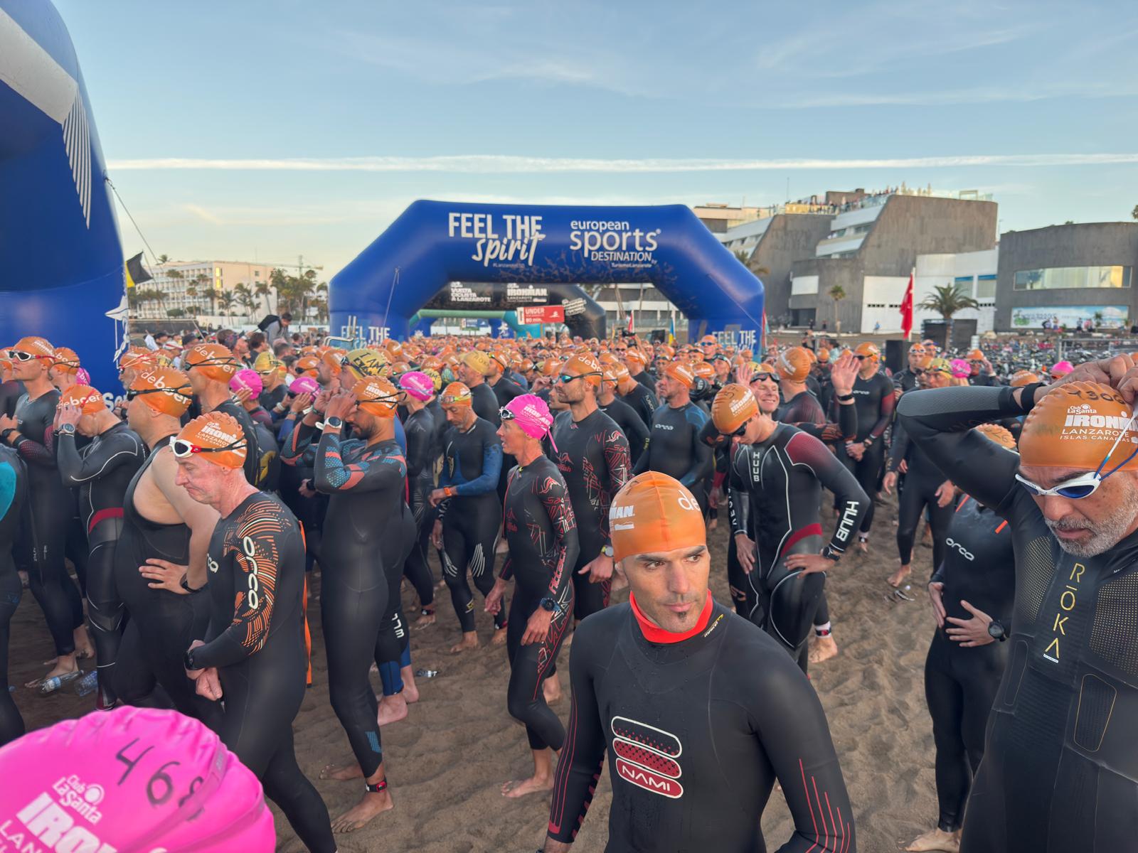 Arranca la 34º edición del IRONMAN Lanzarote. Fotos: La Voz. Arranca la 34º edición del IRONMAN Lanzarote. Fotos: La Voz.
