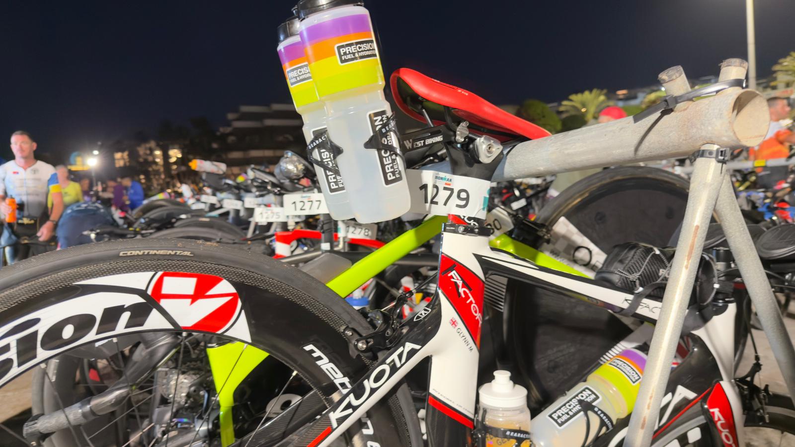 Arranca la 34º edición del IRONMAN Lanzarote. Fotos: La Voz. Arranca la 34º edición del IRONMAN Lanzarote. Fotos: La Voz.