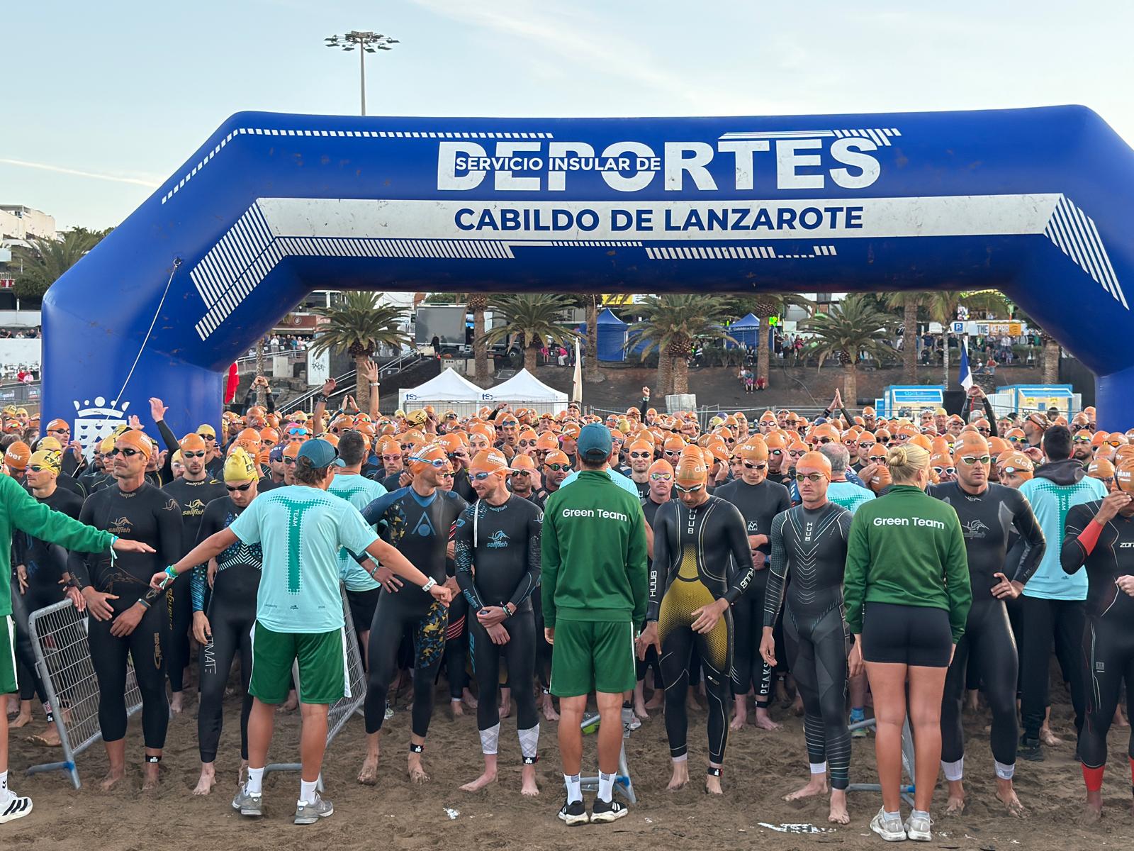 Arranca la 34º edición del IRONMAN Lanzarote. Fotos: La Voz. Arranca la 34º edición del IRONMAN Lanzarote. Fotos: La Voz.