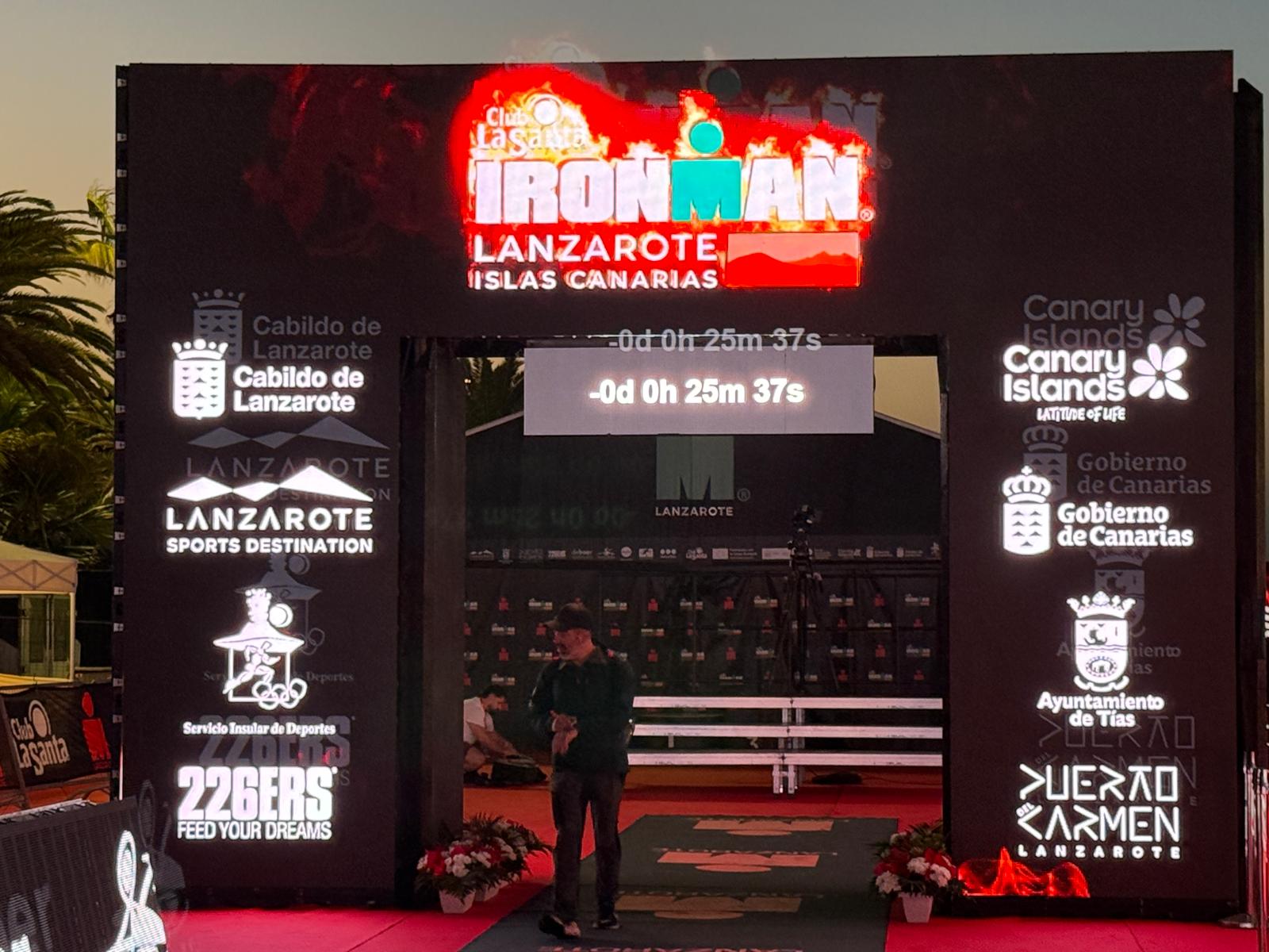 Arranca la 34º edición del IRONMAN Lanzarote. Fotos: La Voz. Arranca la 34º edición del IRONMAN Lanzarote. Fotos: La Voz.