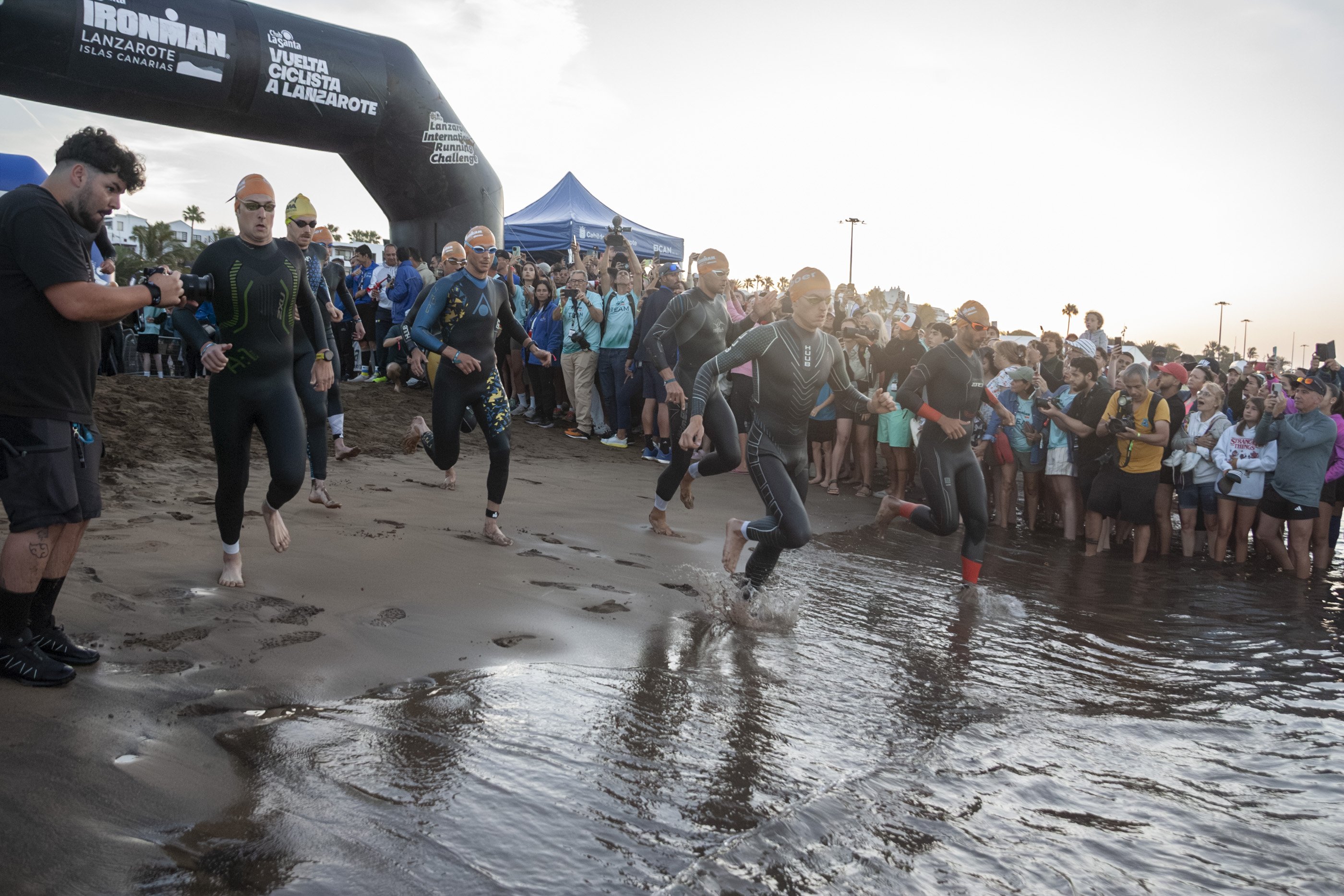 IRONMAN 2026. Fotos: Juan Mateos y La Voz. IRONMAN 2026. Fotos: Juan Mateos y La Voz.