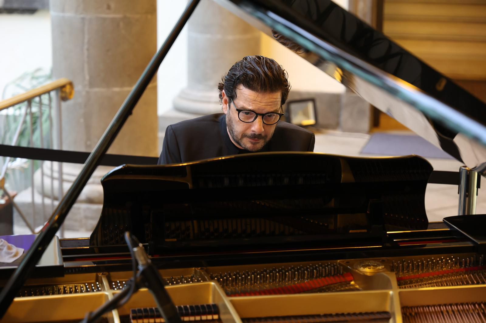 Concierto institucional por el Día de Canarias en el Parlamento