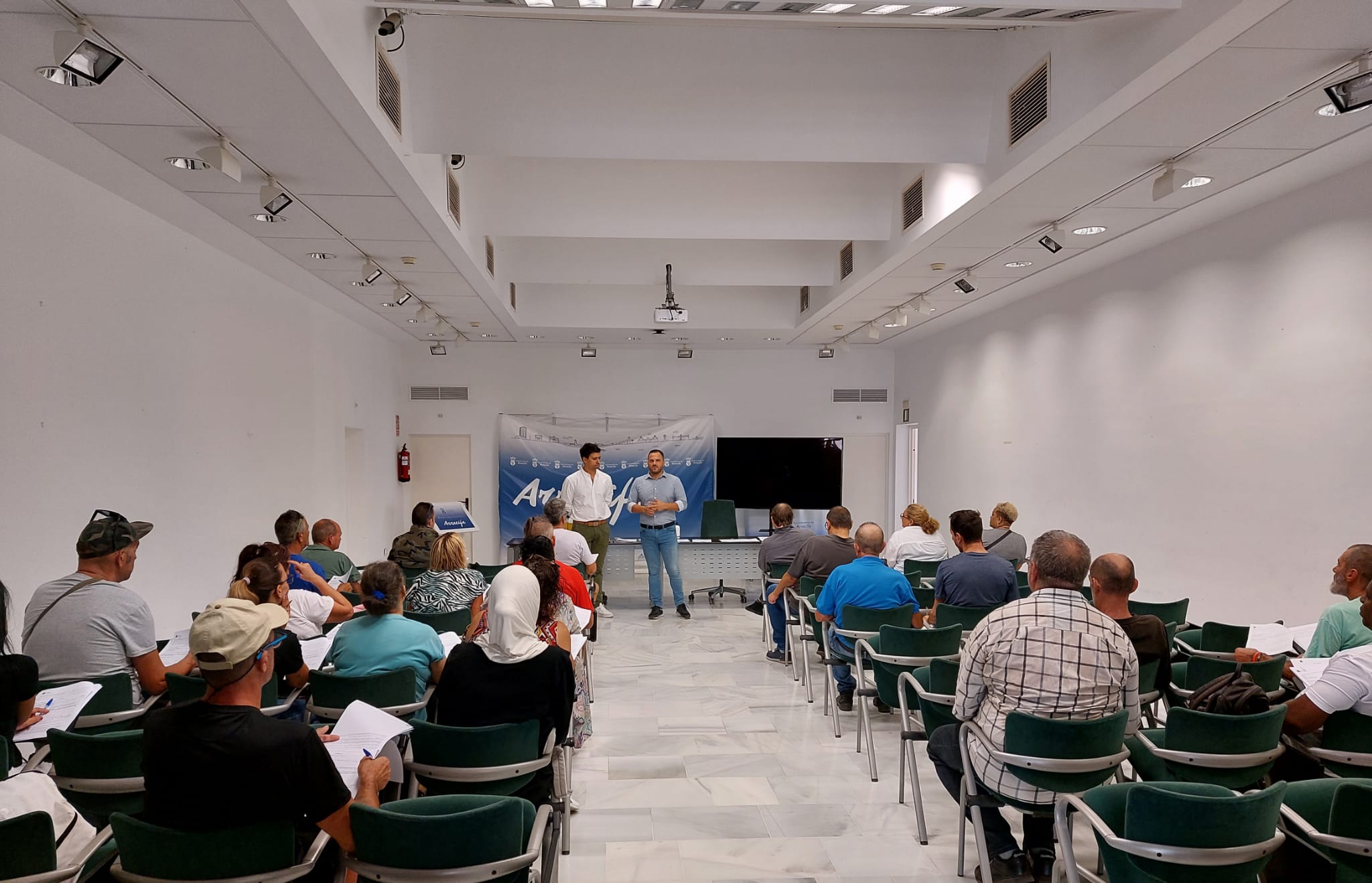 Bienvenida a los trabajadores del plan de empleo en Arrecife en una imagen de archivo de una edición anterior.