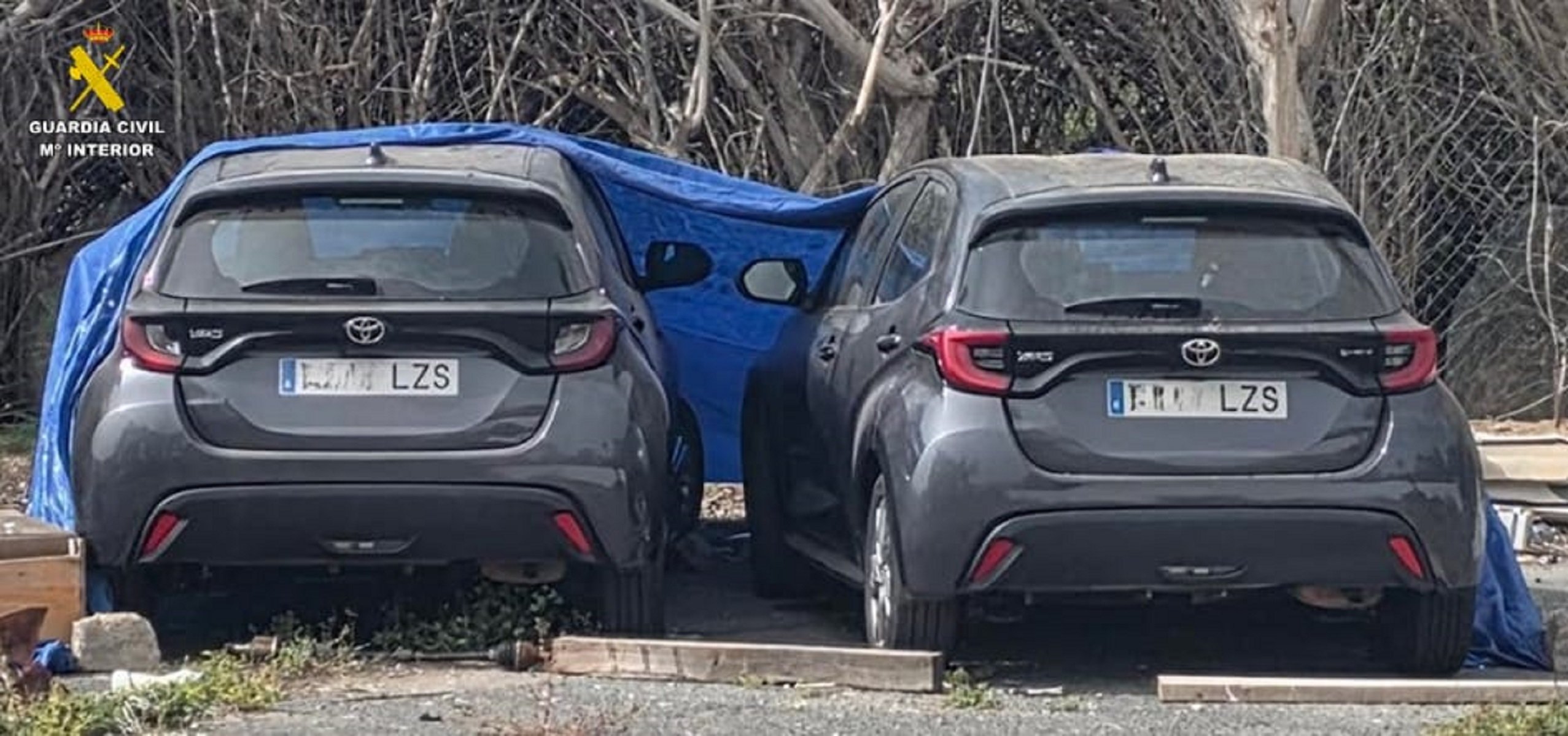 Dos coches incautados por la Guardia Civil. Foto: GC. 
