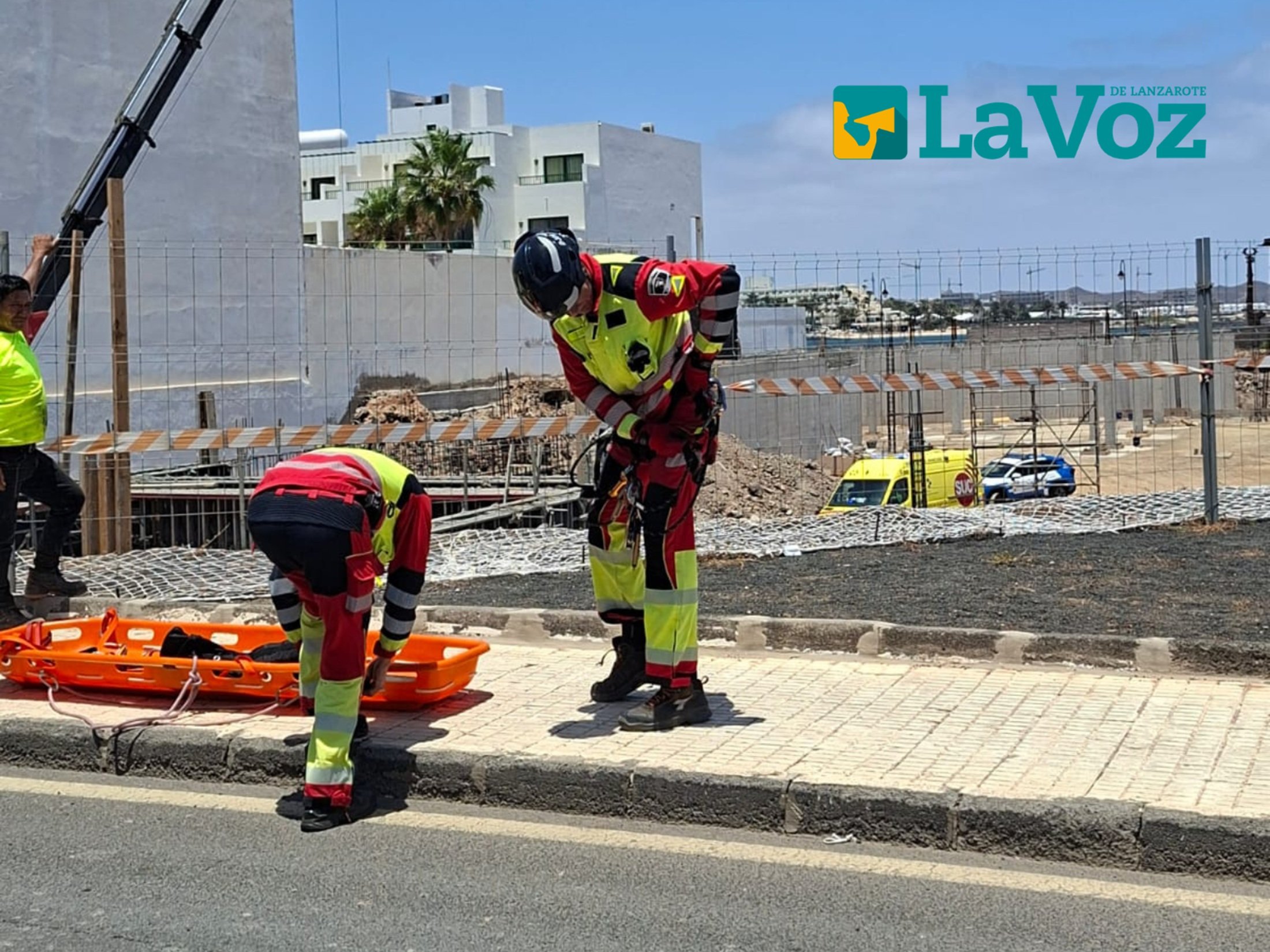 Servicios de emergencia en el lugar del incidente. Foto: La Voz
