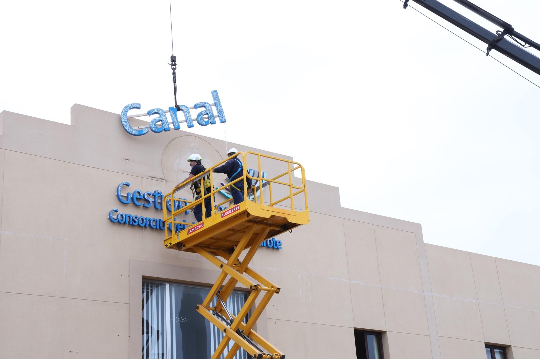 Retirada del logotipo de Canal Gestión
