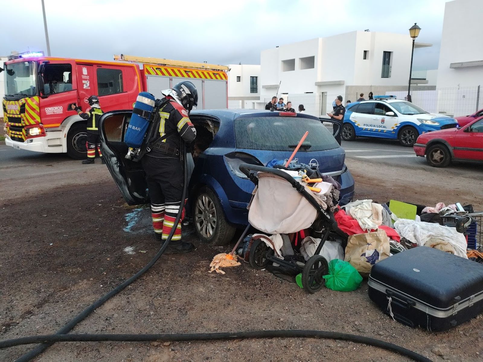 Incendio de un vehículo en Arrecife 