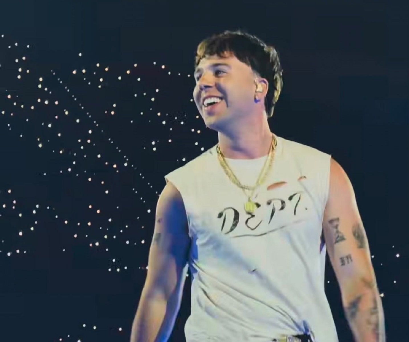 Quevedo en el concierto de Bad Bunny. Foto: Debí tirar más fotos tour.