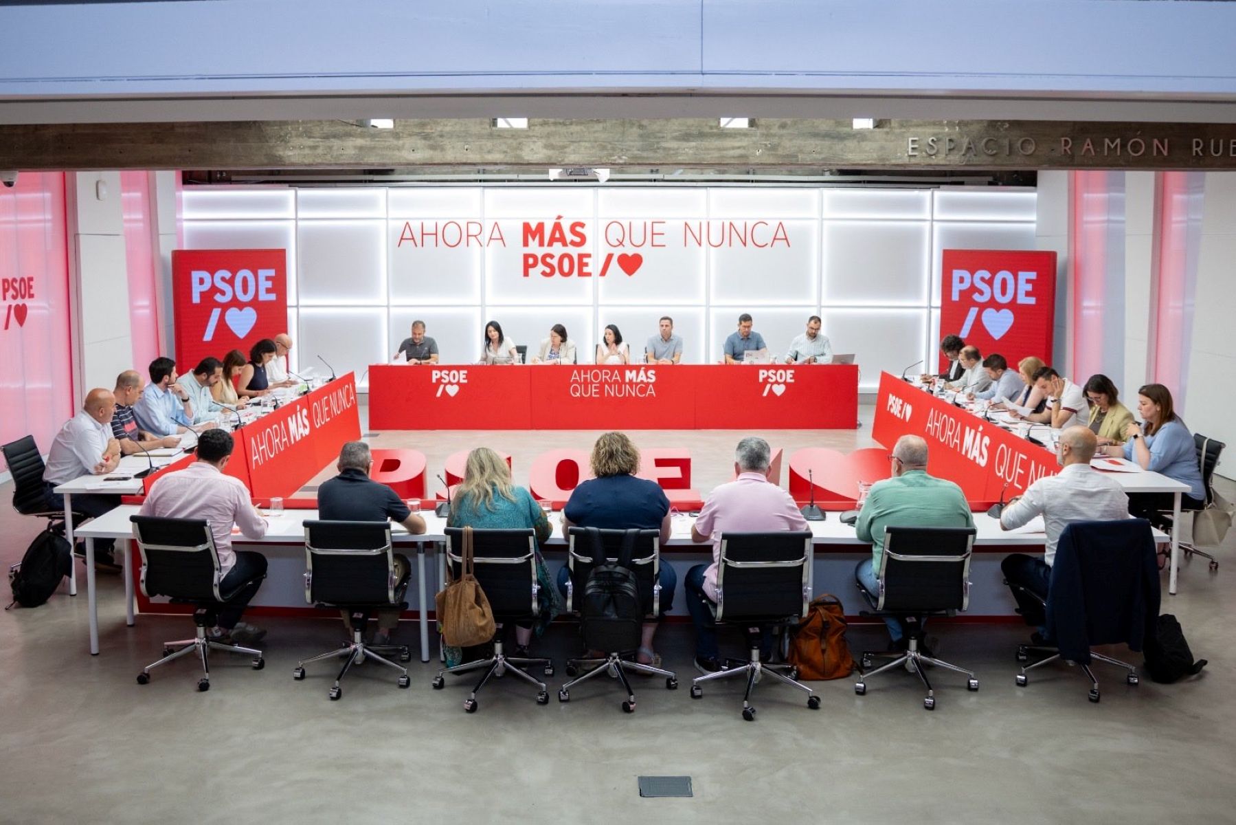 Reunión con las y los Secretarios de Organización territoriales del PSOE