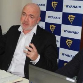 Ryanair dice no a ampliar Guacimeta si eso supone que AENA les cobre más