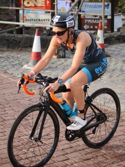 Léo Bergère y Katrina Matthews se llevan el triunfo en el Club La Santa IRONMAN 70.3 Lanzarote 2022