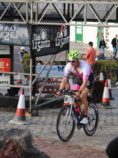 Léo Bergère y Katrina Matthews se llevan el triunfo en el Club La Santa IRONMAN 70.3 Lanzarote 2022