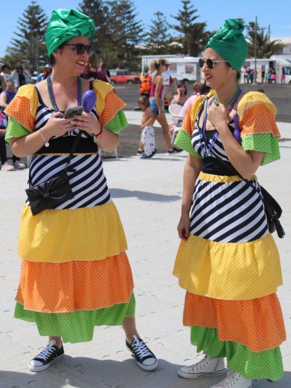 Carnaval de día en Playa Blanca