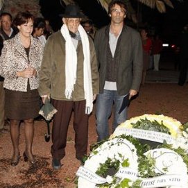 Todas las instituciones de la isla se unieron en el homenaje a los marineros del Cruz del Mar, cuando se cumplen 34 años de la tragedia