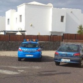 Encuentran el cuerpo sin vida de un hombre en la habitación de una vivienda de Playa Blanca